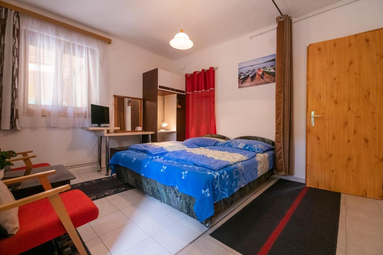 Aranylaz Vendeghaz Apartment Visegrad Luaran gambar