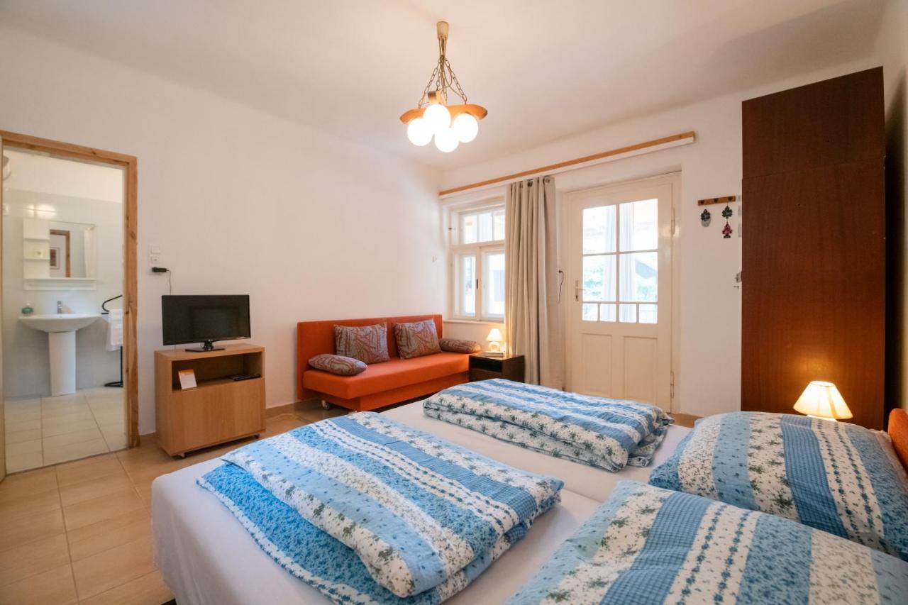 Aranylaz Vendeghaz Apartment Visegrad Luaran gambar